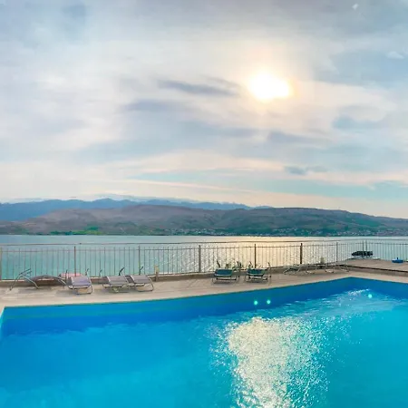 Pag Luxury 4u Apartment